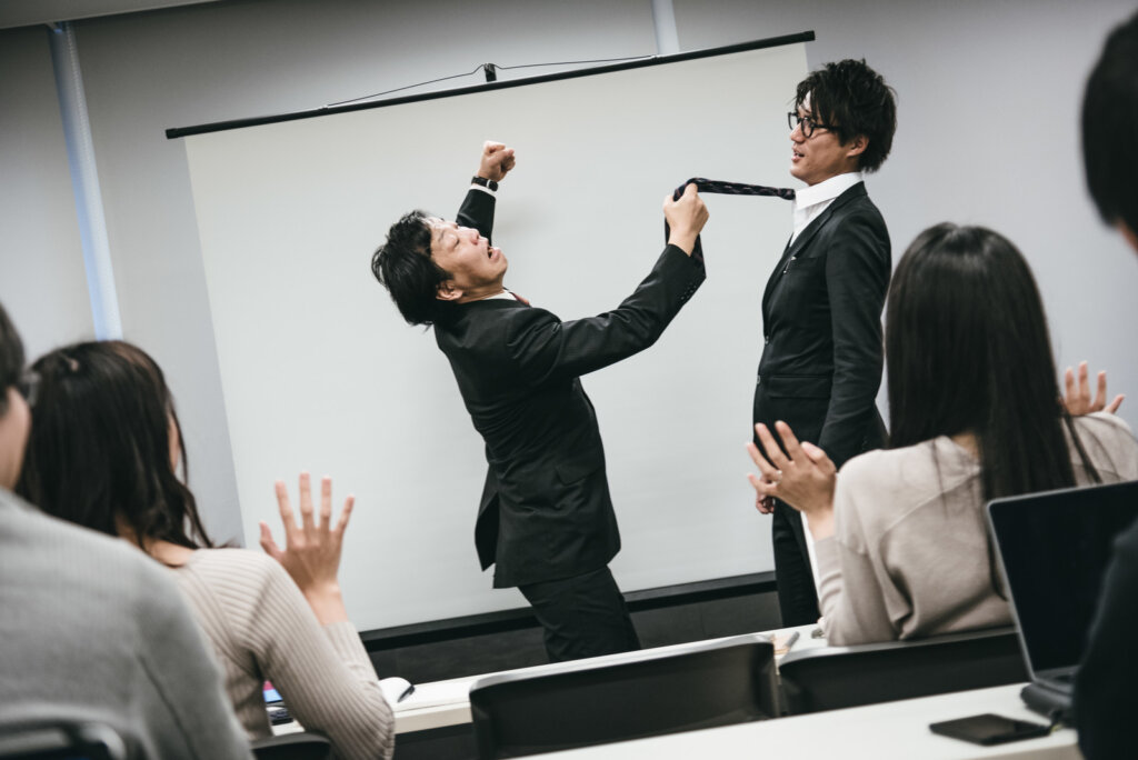 面接官にキレるやつ